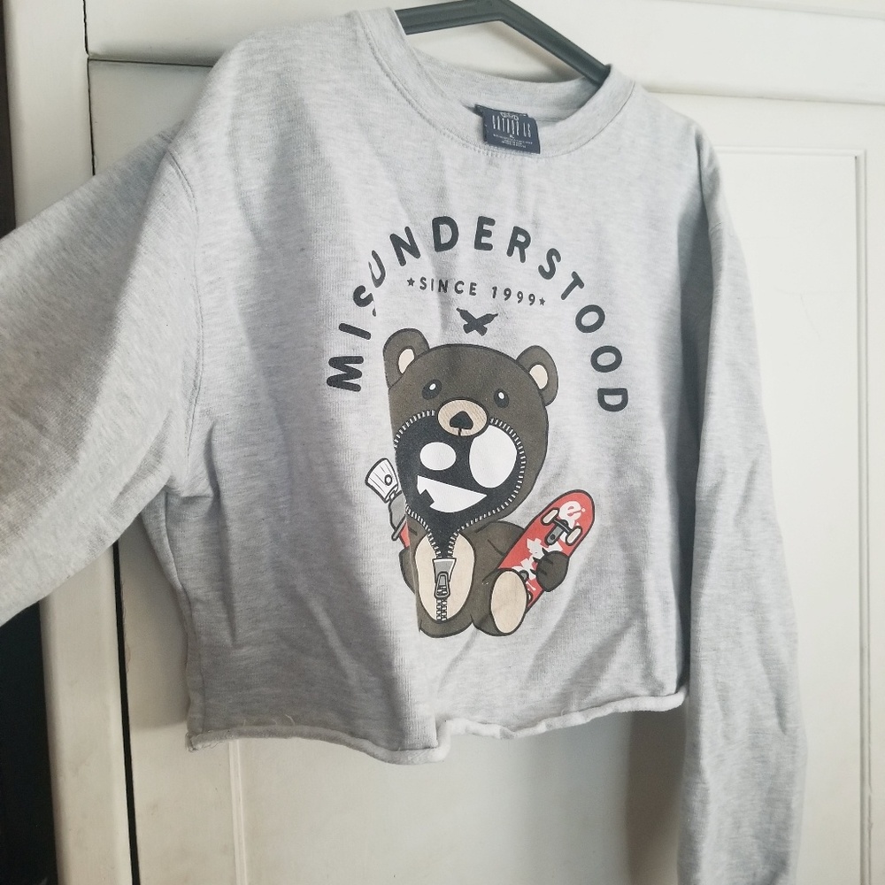 Entree Lifestyle - Classic Teddy Crewneck